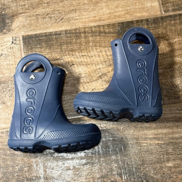 Crocs Kids' Handle It Rain Boot, Navy, 6 - Picture 7 of 11